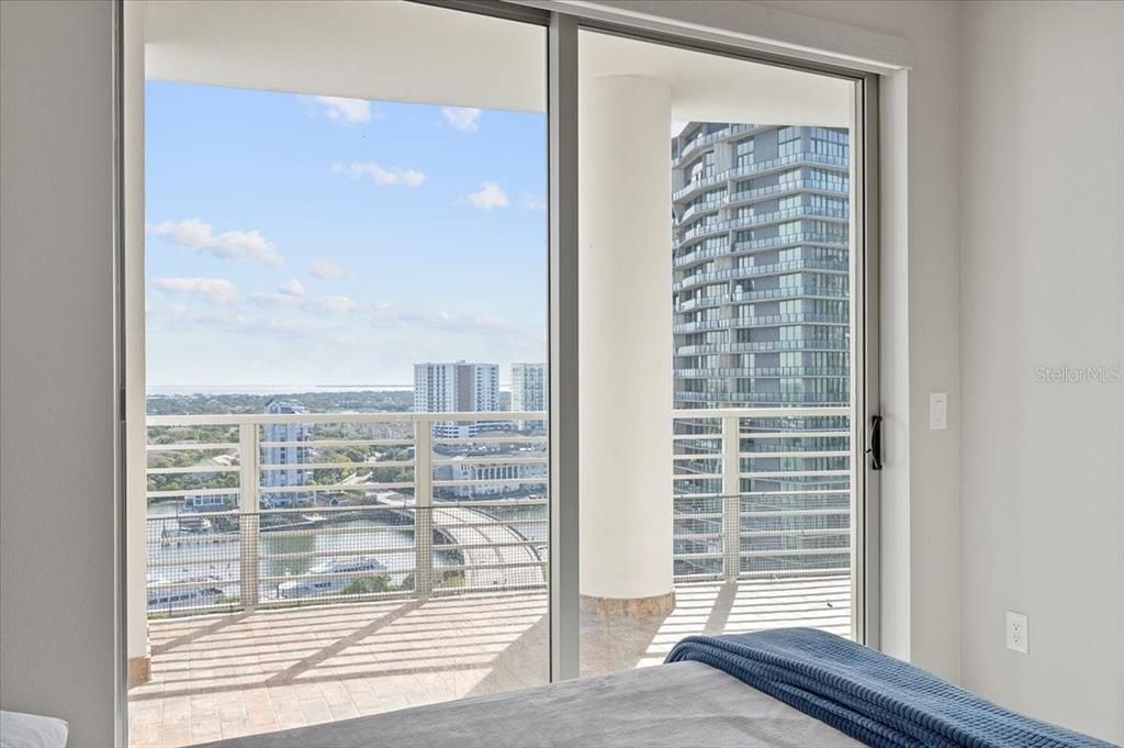 For Sale: $1,250,000 (3 beds, 3 baths, 1733 Square Feet)