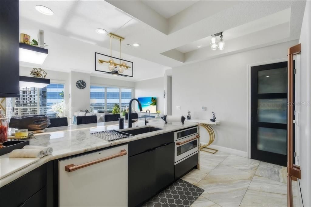 For Sale: $1,250,000 (3 beds, 3 baths, 1733 Square Feet)