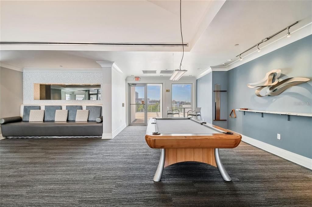 For Sale: $1,250,000 (3 beds, 3 baths, 1733 Square Feet)