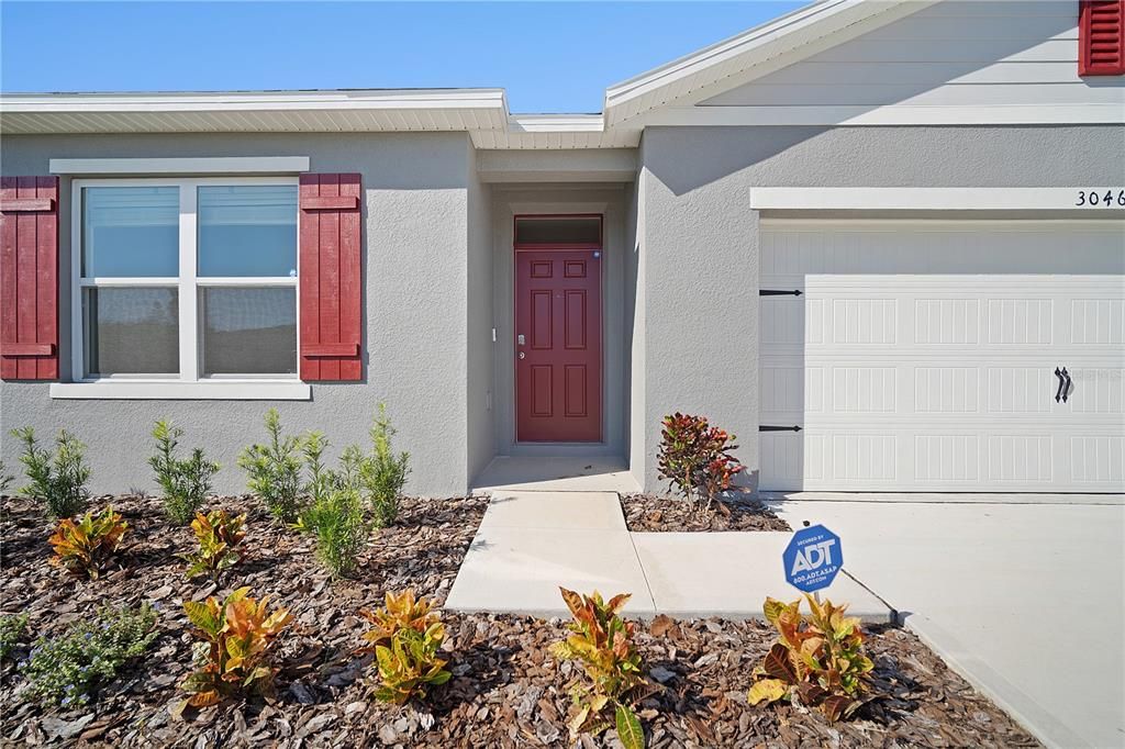 For Rent: $2,300 (4 beds, 2 baths, 1892 Square Feet)