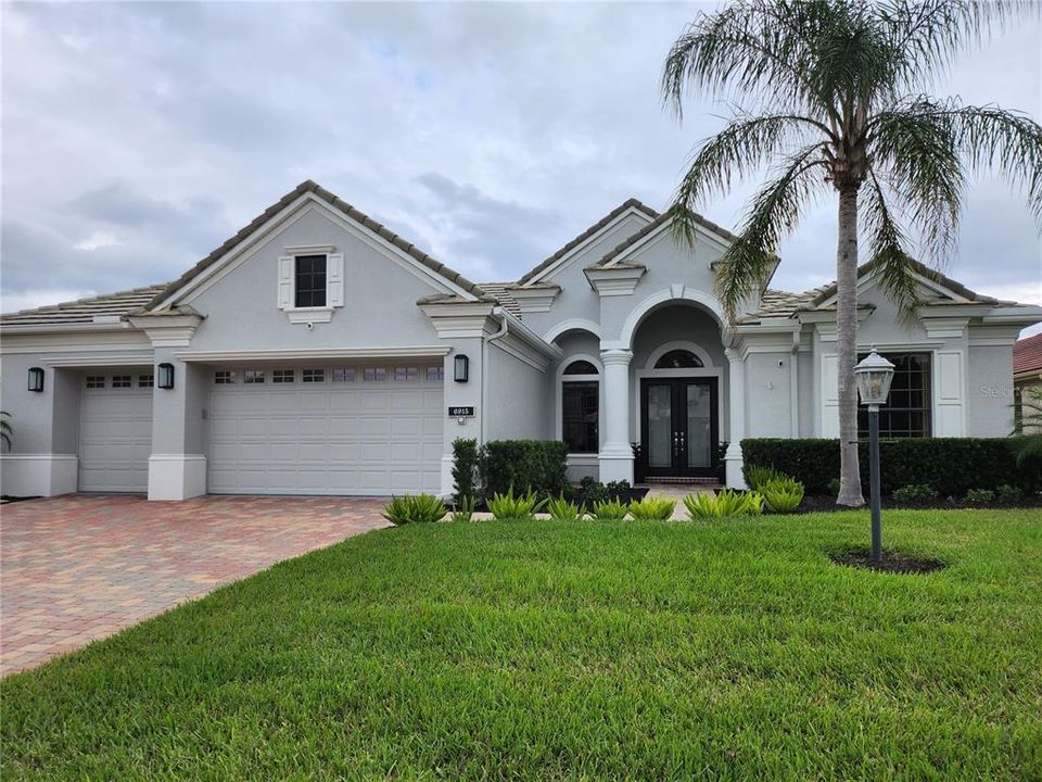 Active With Contract: $1,350,000 (3 beds, 3 baths, 3441 Square Feet)
