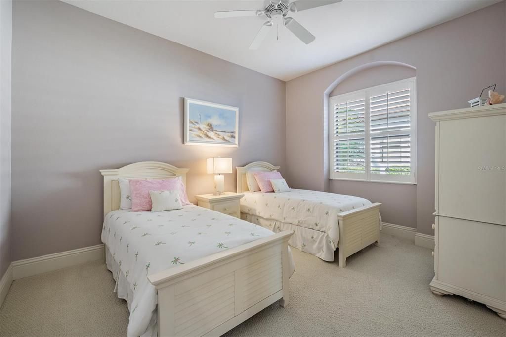 Active With Contract: $1,350,000 (3 beds, 3 baths, 3441 Square Feet)