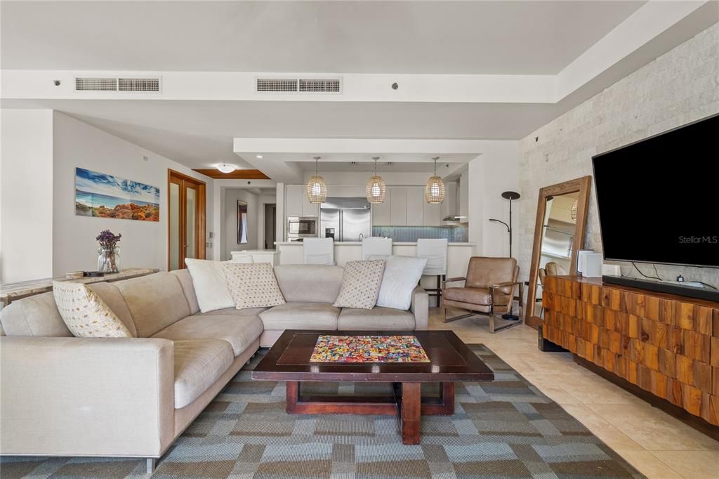 For Sale: $3,495,000 (3 beds, 3 baths, 2337 Square Feet)