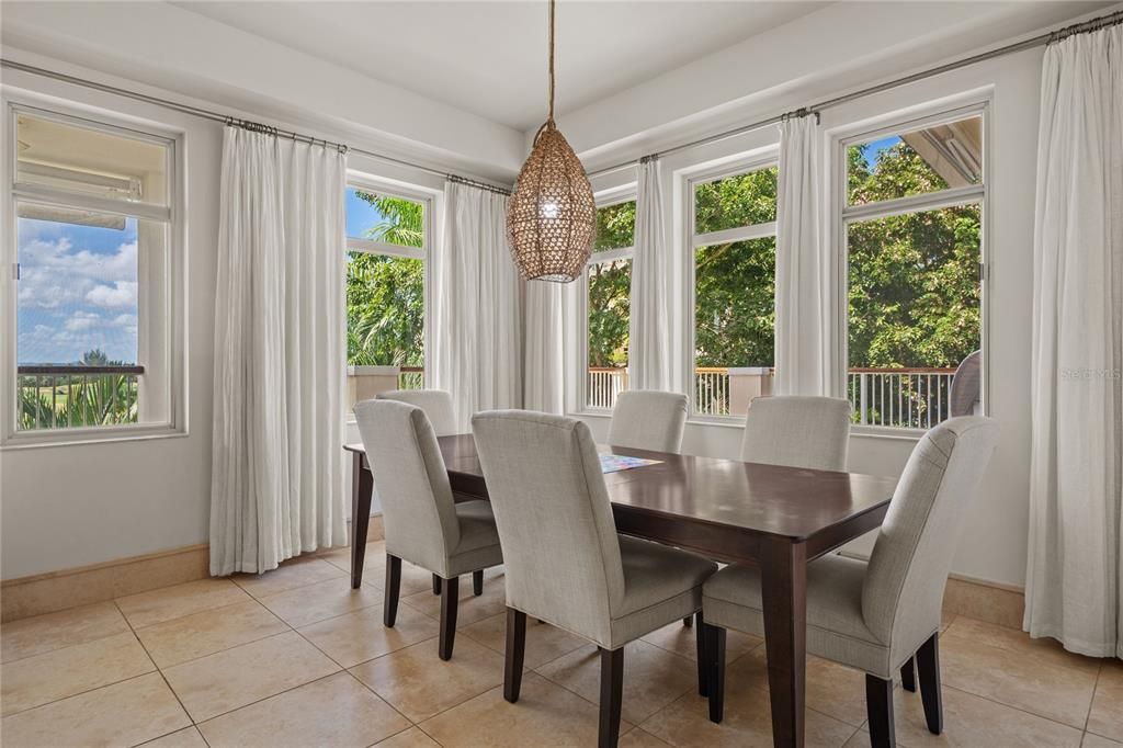 For Sale: $3,495,000 (3 beds, 3 baths, 2337 Square Feet)