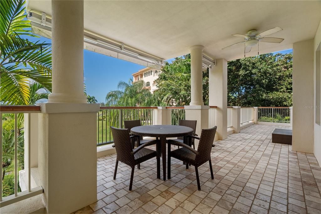 For Sale: $3,495,000 (3 beds, 3 baths, 2337 Square Feet)