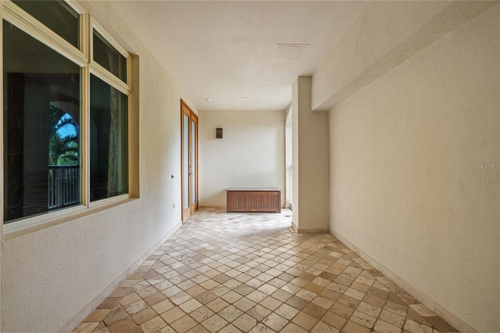 For Sale: $3,495,000 (3 beds, 3 baths, 2337 Square Feet)