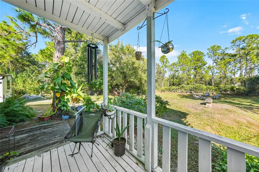 For Sale: $275,000 (2 beds, 1 baths, 1000 Square Feet)