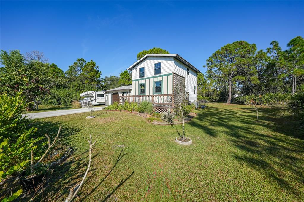 For Sale: $275,000 (2 beds, 1 baths, 1000 Square Feet)