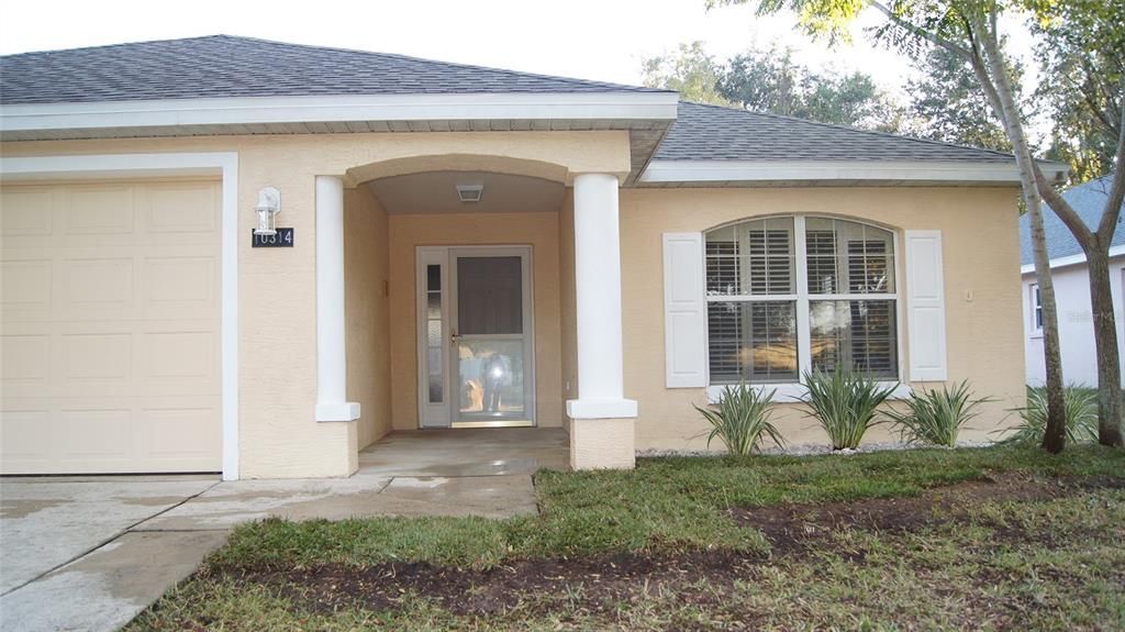 For Sale: $285,000 (2 beds, 2 baths, 1262 Square Feet)