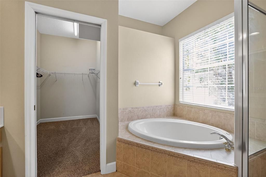 待售: $1,075,000 (4 贝兹, 3 浴室, 3846 平方英尺)