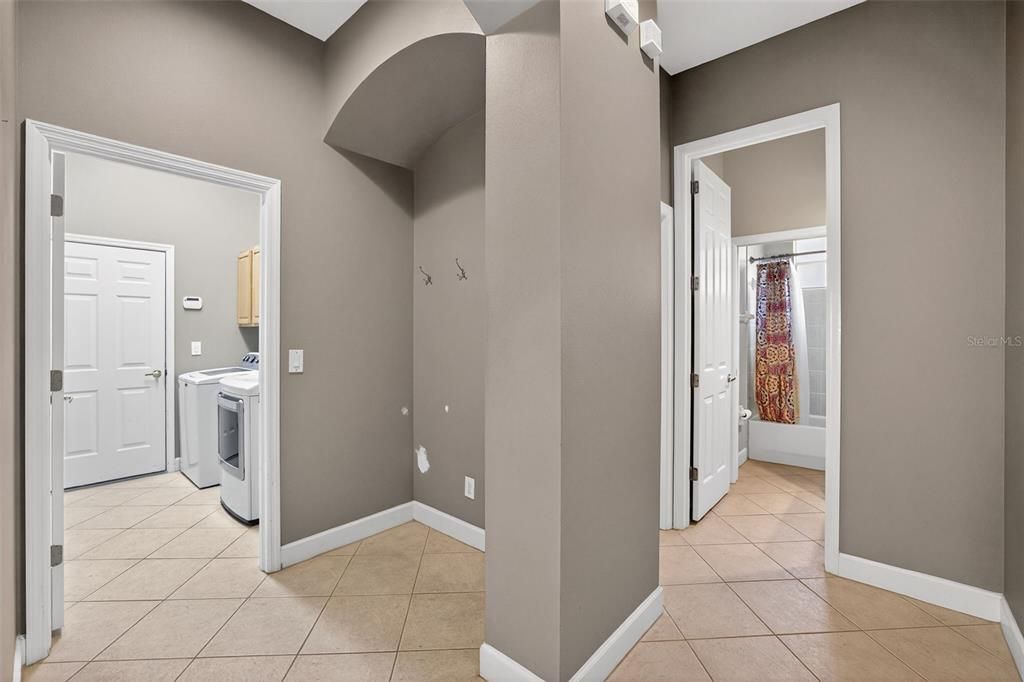 待售: $1,075,000 (4 贝兹, 3 浴室, 3846 平方英尺)