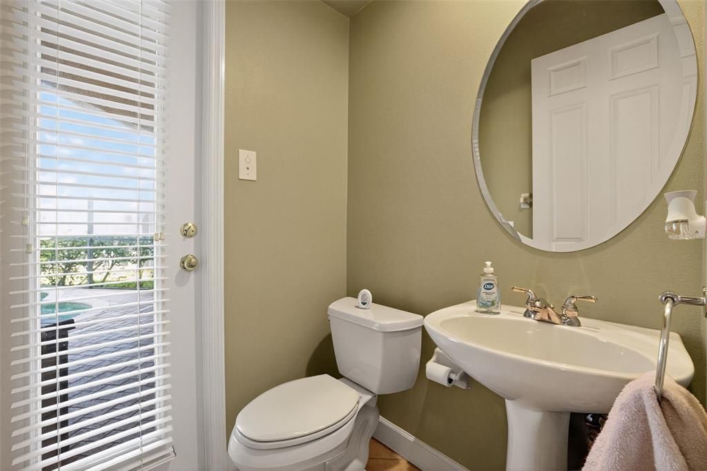 待售: $1,075,000 (4 贝兹, 3 浴室, 3846 平方英尺)