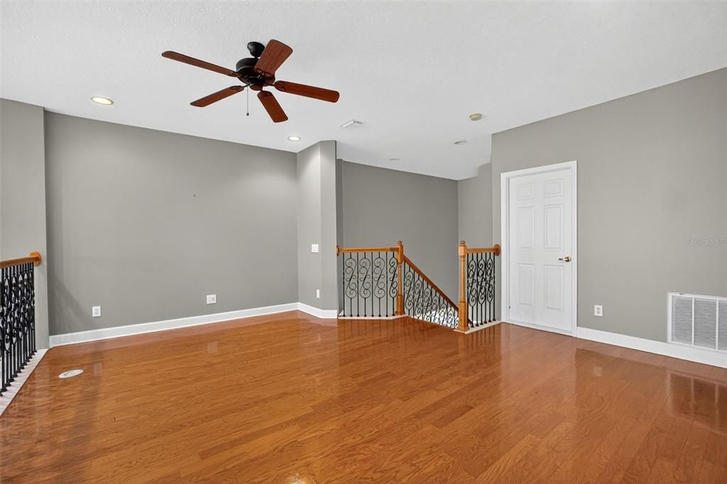 待售: $1,075,000 (4 贝兹, 3 浴室, 3846 平方英尺)