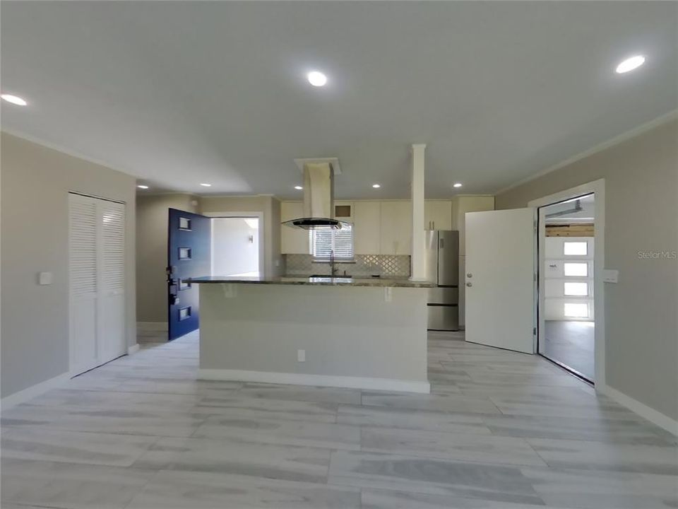 For Rent: $1,699 (3 beds, 2 baths, 1248 Square Feet)