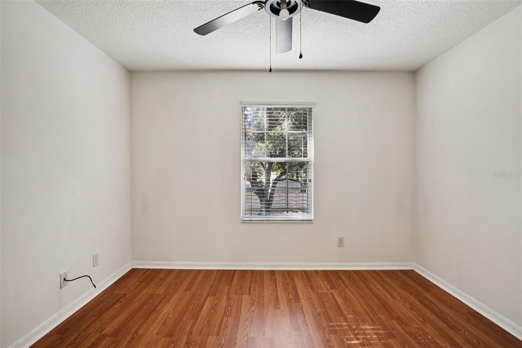 待售: $270,000 (3 贝兹, 2 浴室, 1838 平方英尺)