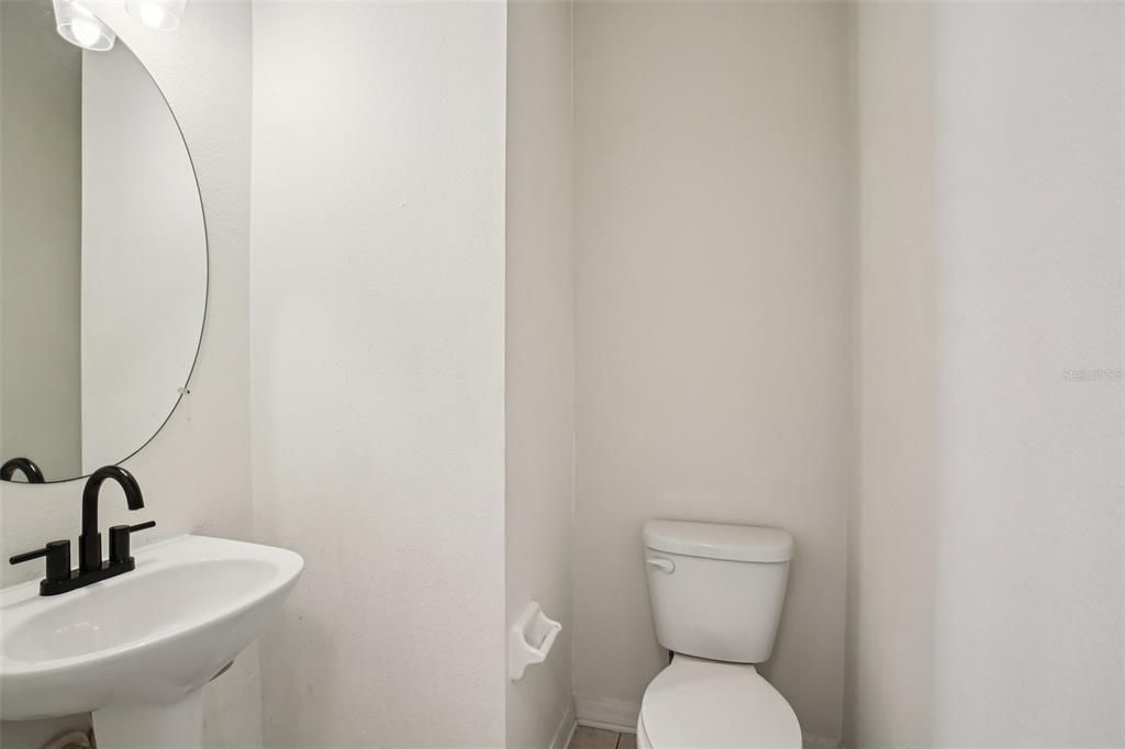 待售: $270,000 (3 贝兹, 2 浴室, 1838 平方英尺)