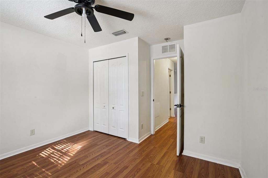 待售: $270,000 (3 贝兹, 2 浴室, 1838 平方英尺)