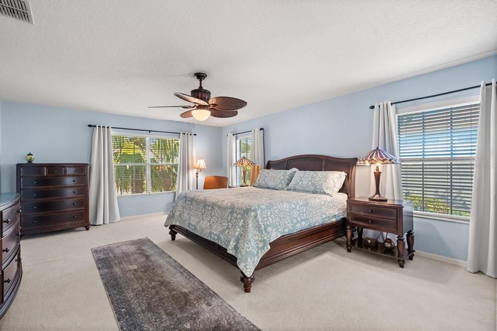 For Sale: $675,000 (4 beds, 3 baths, 3826 Square Feet)