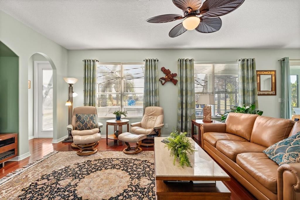 For Sale: $675,000 (4 beds, 3 baths, 3826 Square Feet)