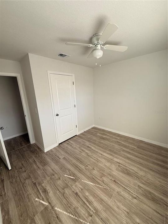 For Sale: $237,500 (3 beds, 2 baths, 1025 Square Feet)