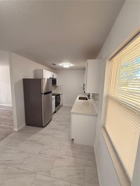 For Sale: $237,500 (3 beds, 2 baths, 1025 Square Feet)