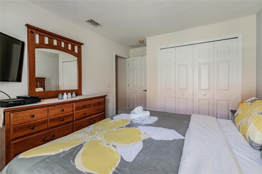 En Renta: $2,550 (4 camas, 2 baños, 1940 Pies cuadrados)