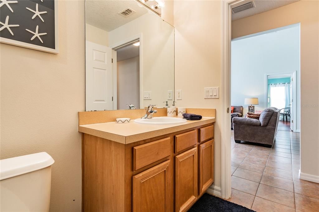 En Renta: $2,550 (4 camas, 2 baños, 1940 Pies cuadrados)