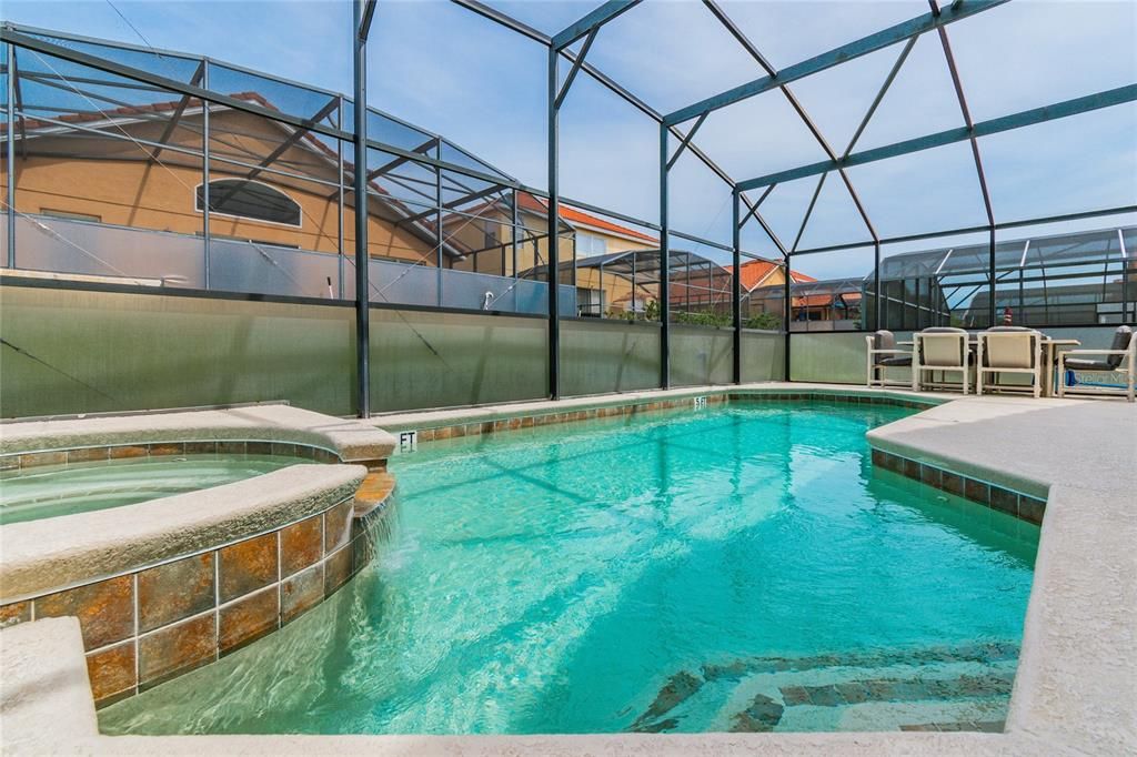 En Renta: $2,550 (4 camas, 2 baños, 1940 Pies cuadrados)