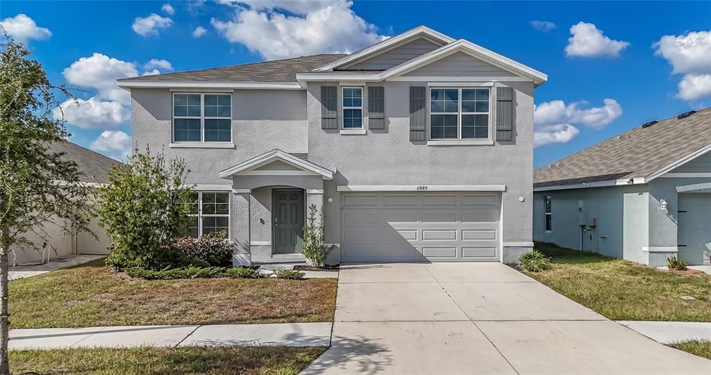 For Sale: $495,000 (5 beds, 3 baths, 2674 Square Feet)