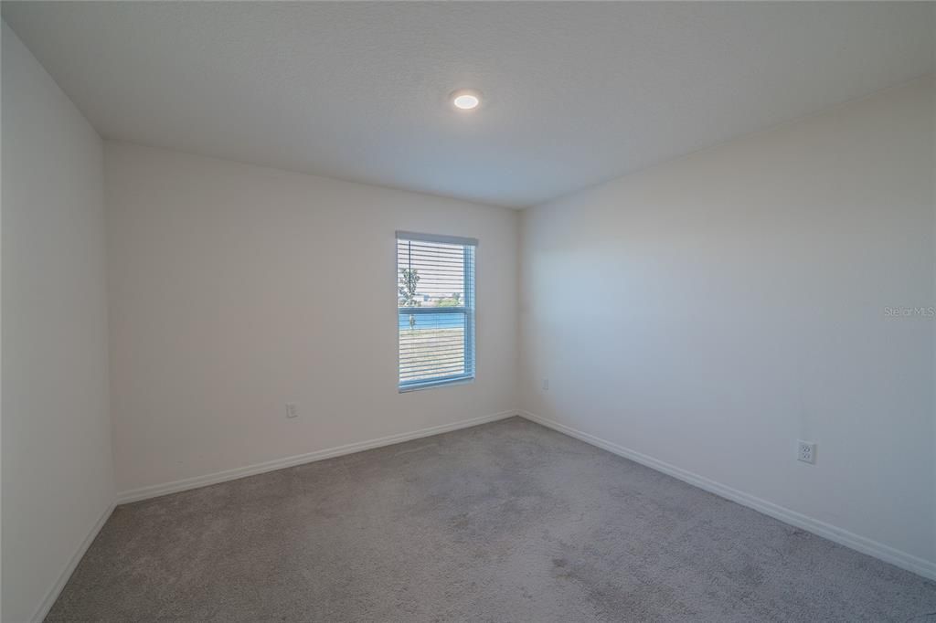 For Sale: $495,000 (5 beds, 3 baths, 2674 Square Feet)