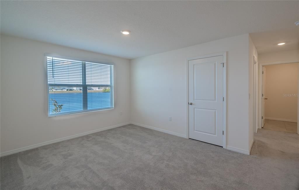 For Sale: $495,000 (5 beds, 3 baths, 2674 Square Feet)