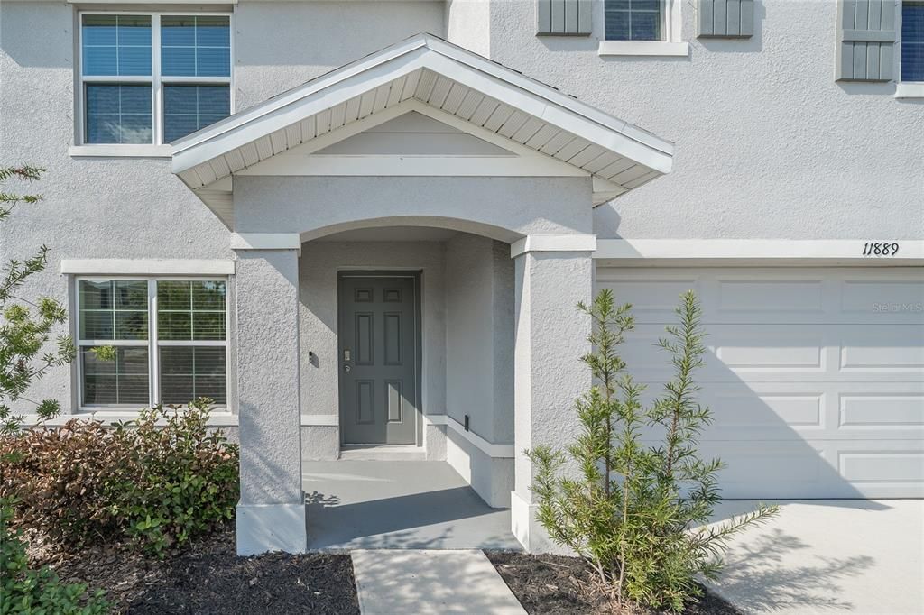 For Sale: $495,000 (5 beds, 3 baths, 2674 Square Feet)