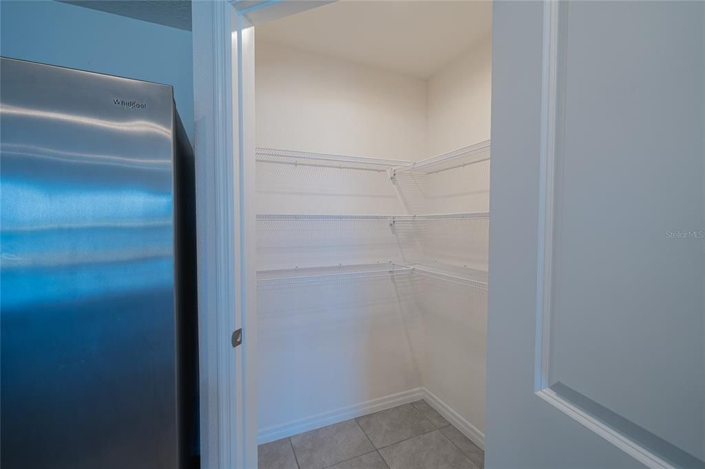 For Sale: $495,000 (5 beds, 3 baths, 2674 Square Feet)