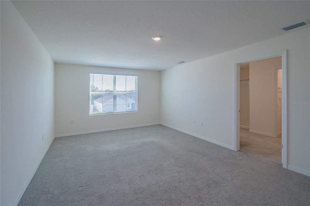 For Sale: $495,000 (5 beds, 3 baths, 2674 Square Feet)