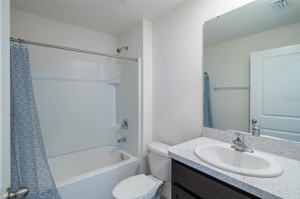 For Sale: $495,000 (5 beds, 3 baths, 2674 Square Feet)