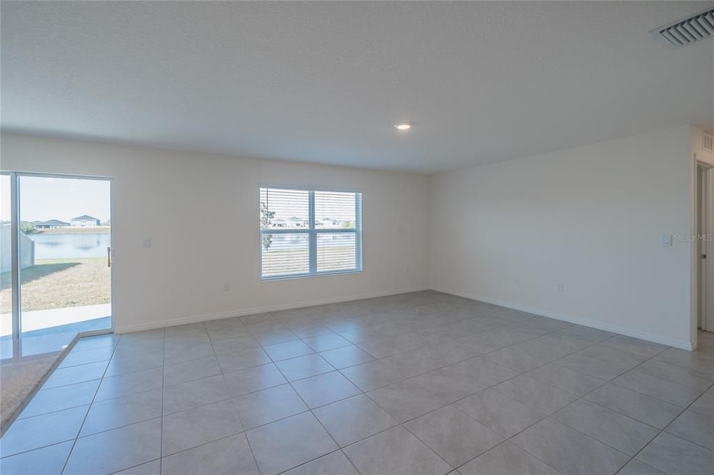 For Sale: $495,000 (5 beds, 3 baths, 2674 Square Feet)