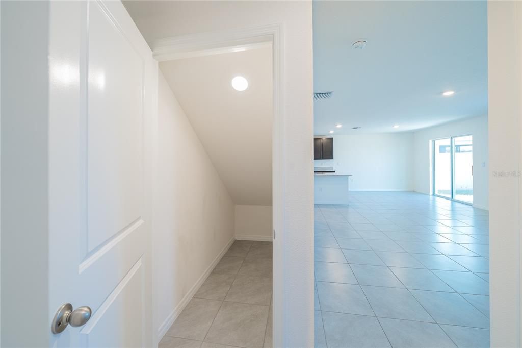 For Sale: $495,000 (5 beds, 3 baths, 2674 Square Feet)