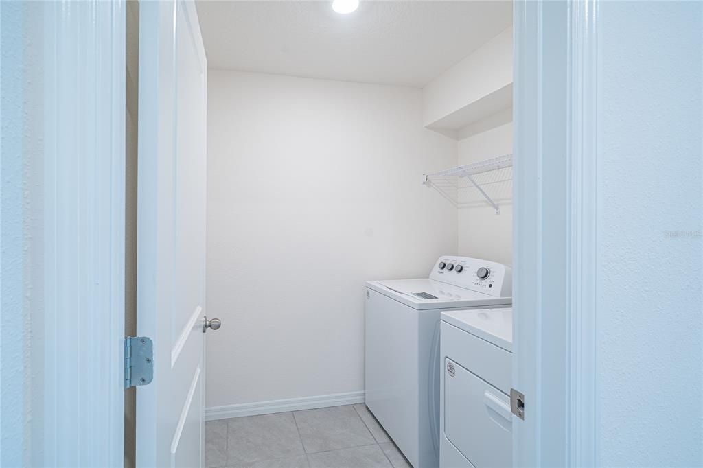 For Sale: $495,000 (5 beds, 3 baths, 2674 Square Feet)