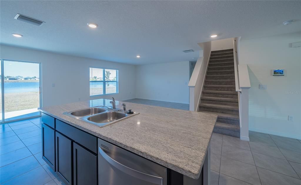 For Sale: $495,000 (5 beds, 3 baths, 2674 Square Feet)