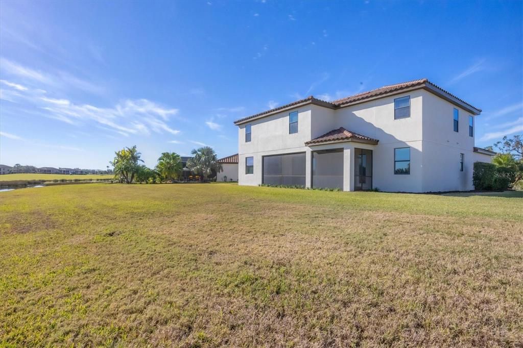 En Venta: $950,000 (6 camas, 4 baños, 3948 Pies cuadrados)