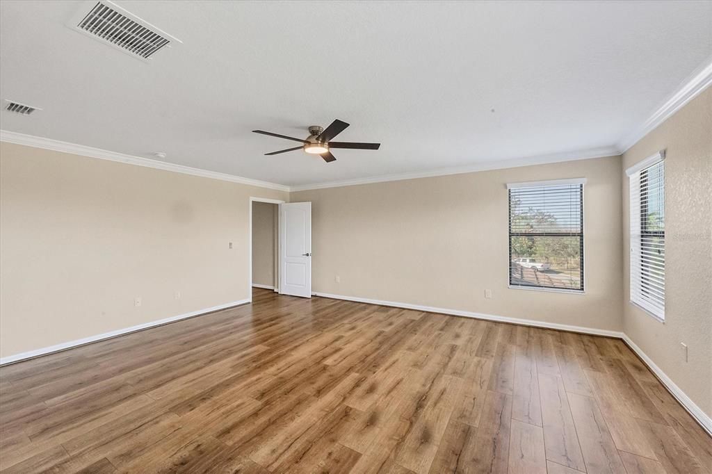 En Venta: $950,000 (6 camas, 4 baños, 3948 Pies cuadrados)