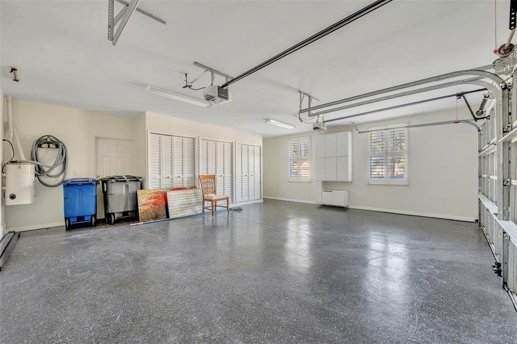 出租: $9,000 (4 贝兹, 3 浴室, 3478 平方英尺)