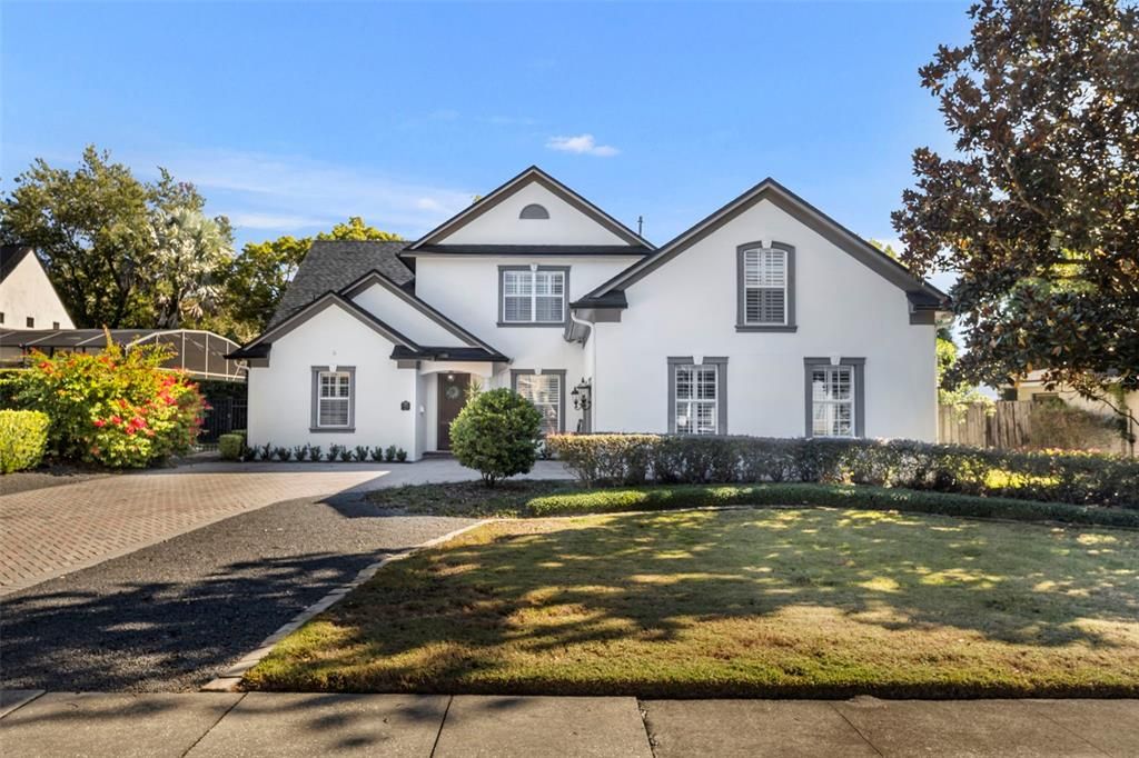 出租: $9,000 (4 贝兹, 3 浴室, 3478 平方英尺)