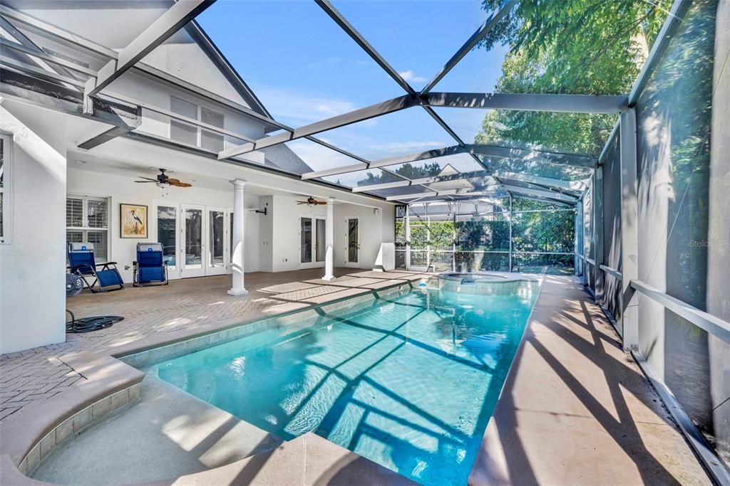 出租: $9,000 (4 贝兹, 3 浴室, 3478 平方英尺)