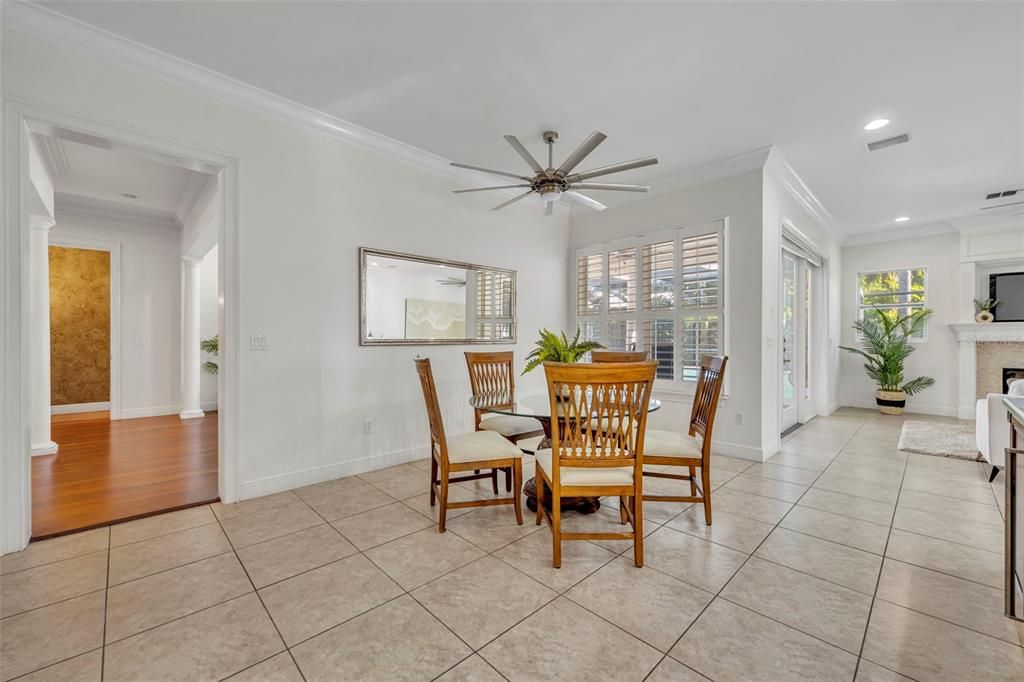 出租: $9,000 (4 贝兹, 3 浴室, 3478 平方英尺)