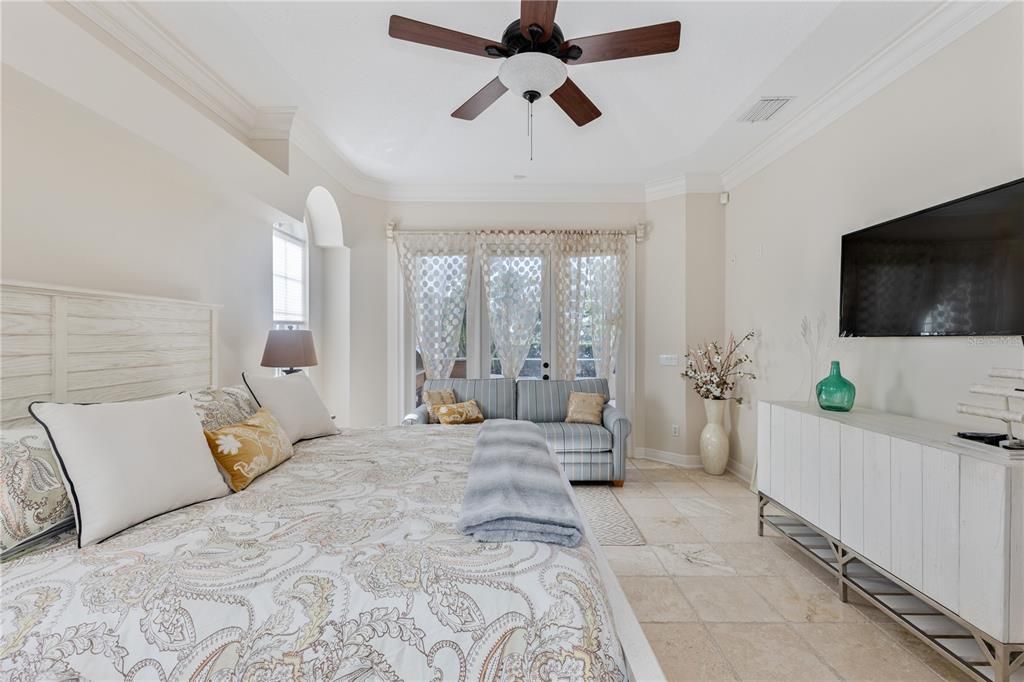 For Sale: $979,000 (3 beds, 3 baths, 2963 Square Feet)