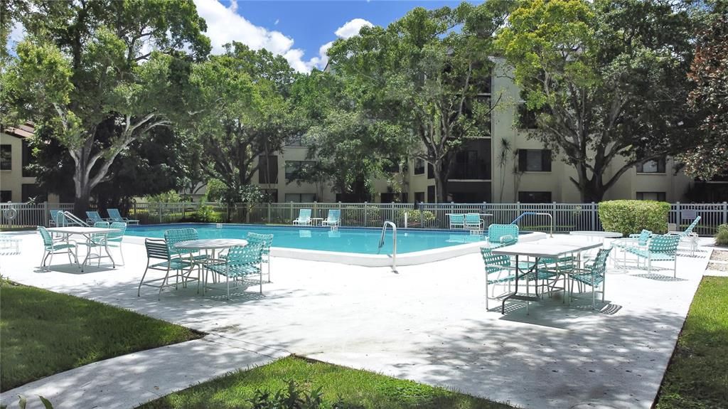 For Sale: $245,000 (2 beds, 2 baths, 1450 Square Feet)