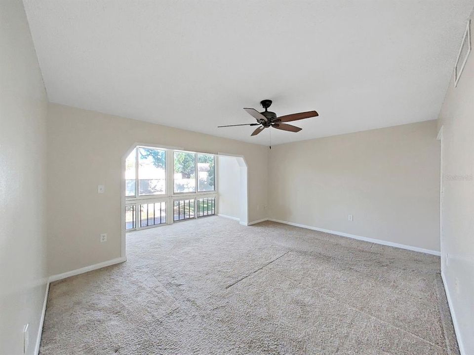 For Sale: $245,000 (2 beds, 2 baths, 1450 Square Feet)