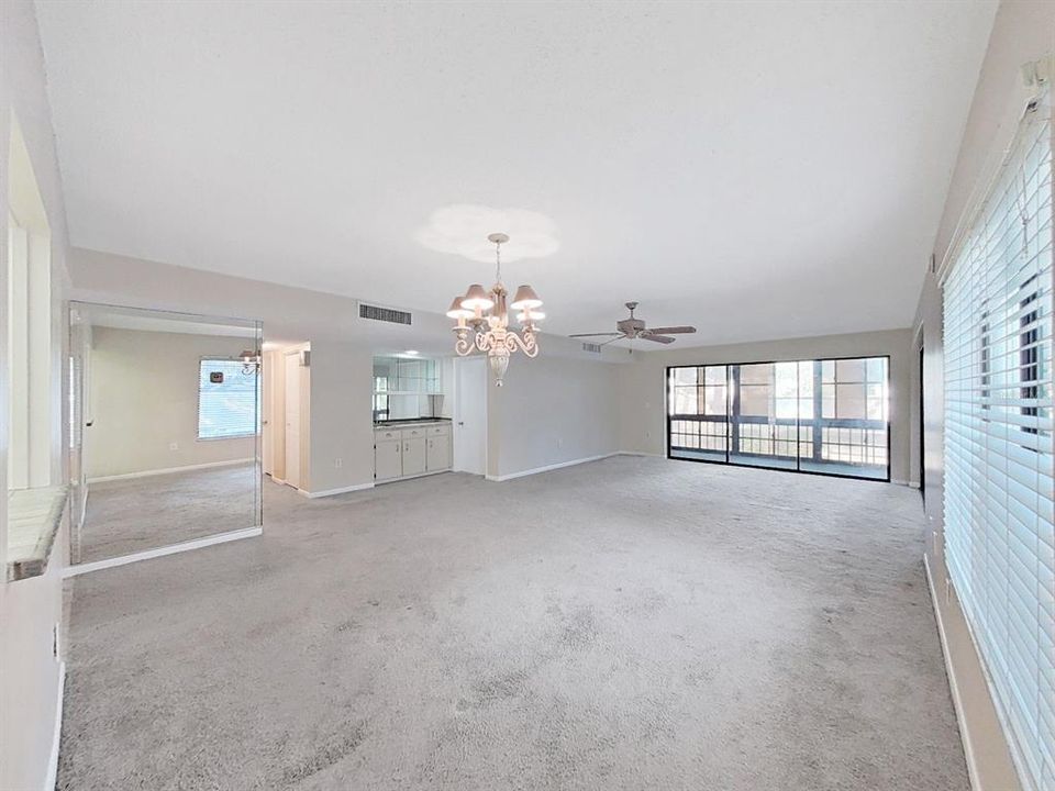 For Sale: $245,000 (2 beds, 2 baths, 1450 Square Feet)