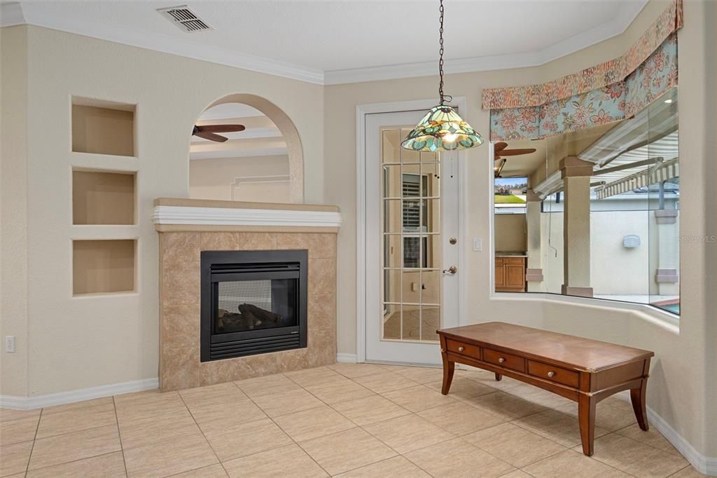 待售: $489,999 (4 贝兹, 2 浴室, 2528 平方英尺)